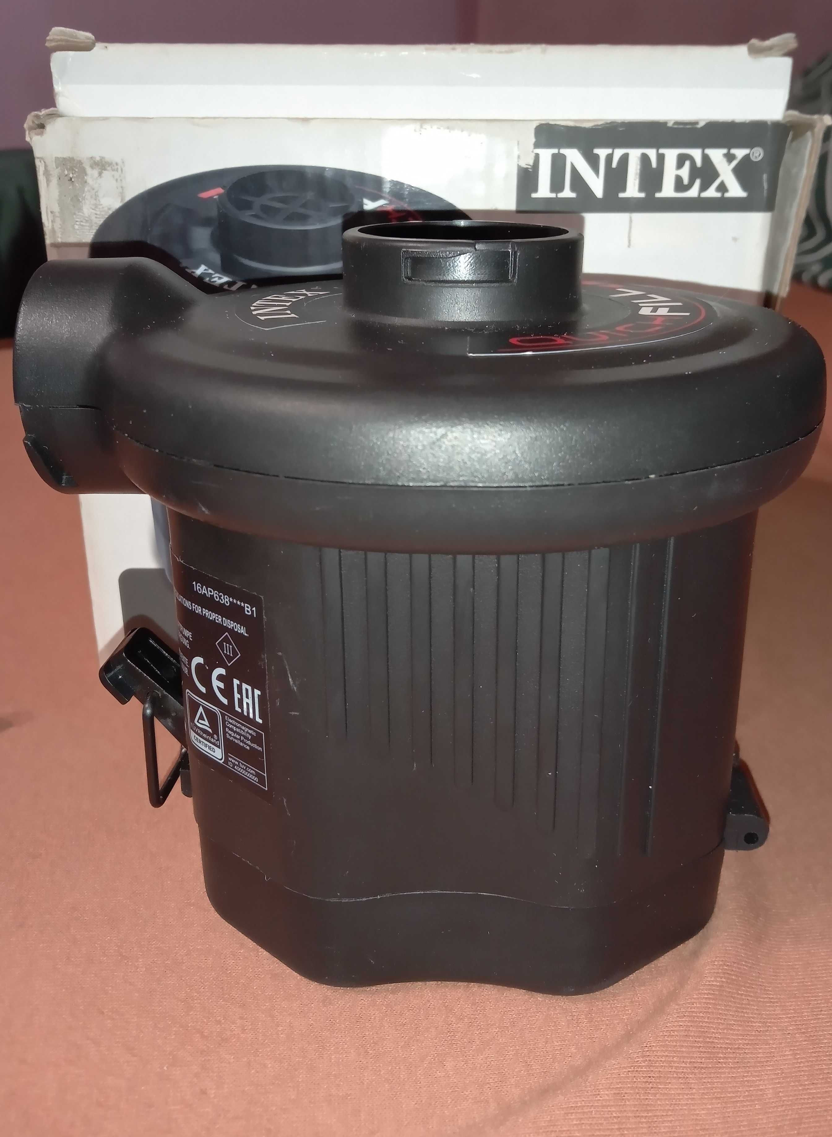 Pompka elektryczna Intex na baterie