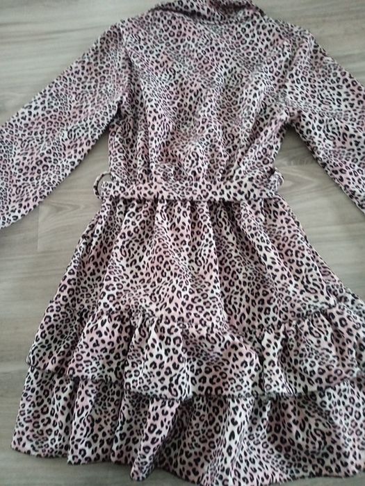 Sukienka dziewczęca 134 cm