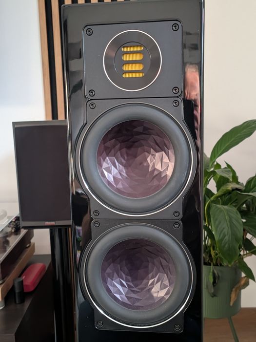 Kolumny  Elac FS 407