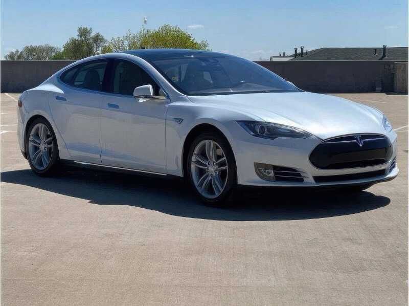 2015 Tesla Model S
