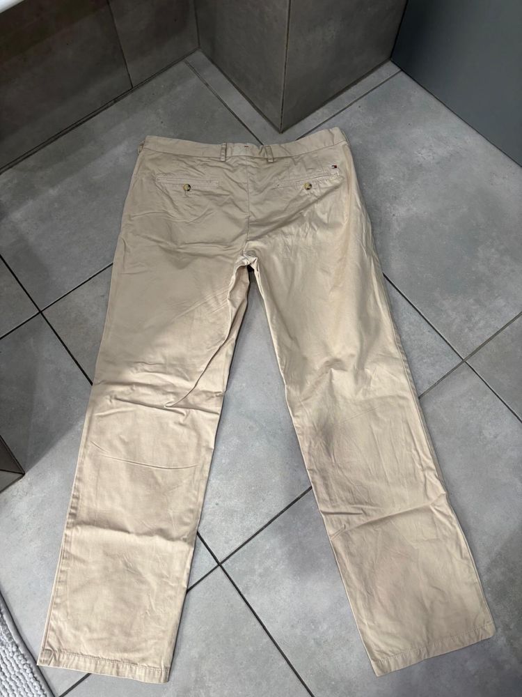Spodnie Tommy Hilfiger rozmiar 36/32.