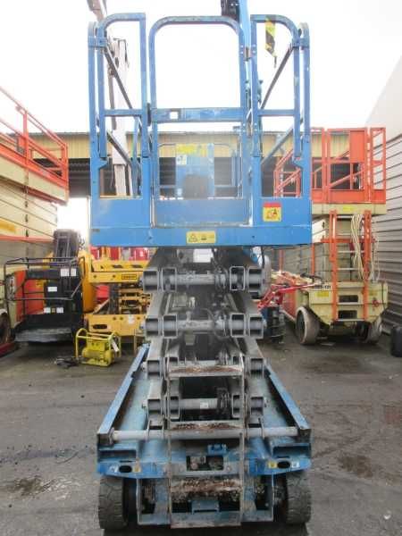 Podnośnik nożycowy zwyżka 12 m Genie GS3246 (Haulotte JLG) UDT