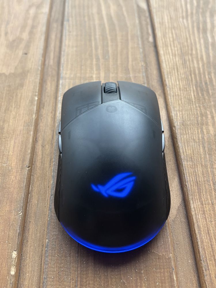 Компʼютерна мишка Asus rog pugio 2