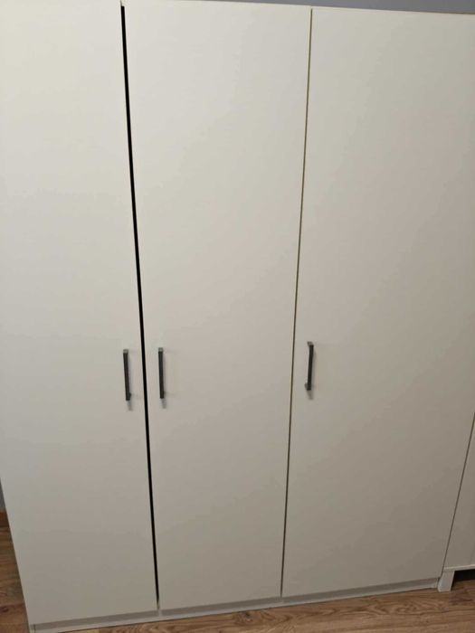 Szafa trzydrzwiowa IKEA Dombas Biała