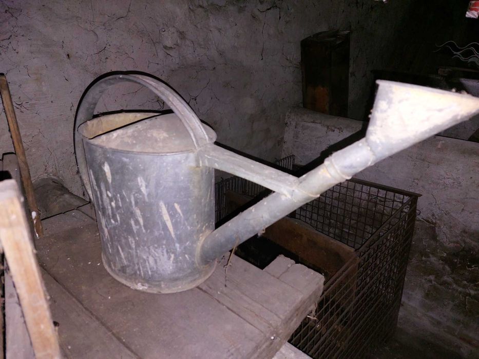 Konewka metalowa, stara