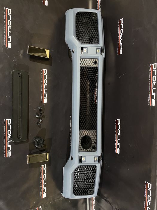 Бампер передний сетка бампера Mercedes Benz W463 G class