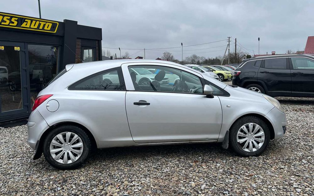 Opel Corsa  2010