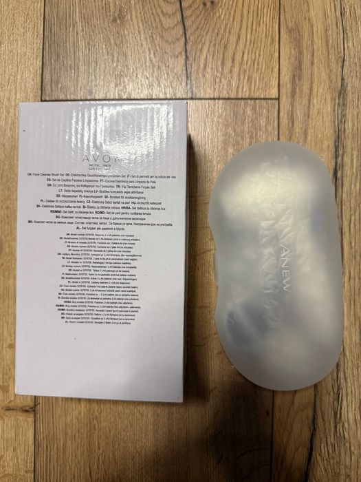 Zestaw Do Czyszczenia twarzy Avon Anew 3 w 1