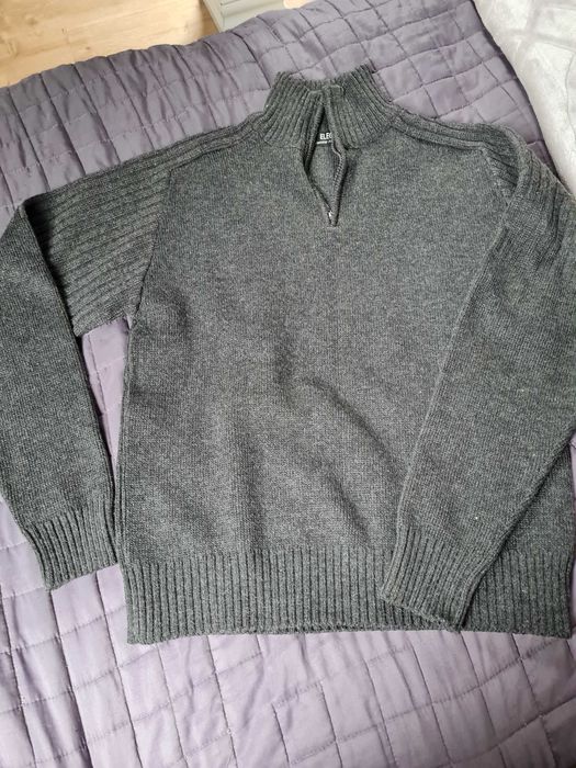 Sprzedam męski sweter