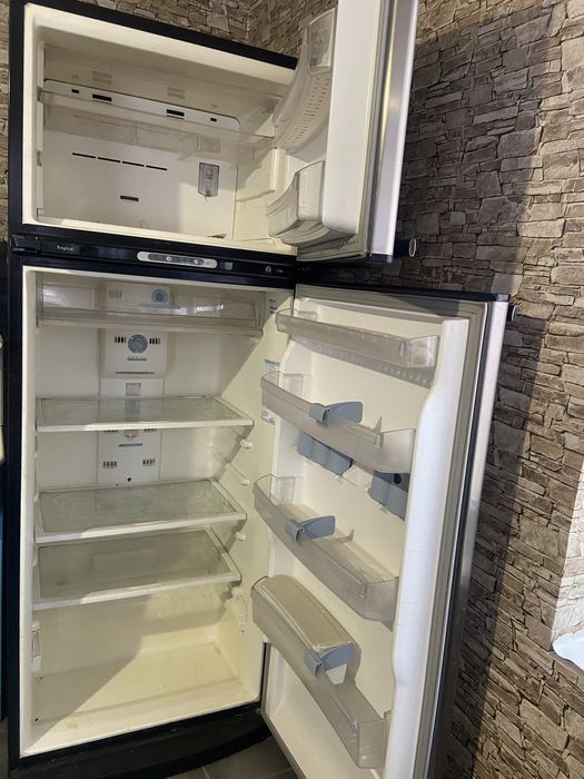 Холодильник Whirlpool ARG 774 IX