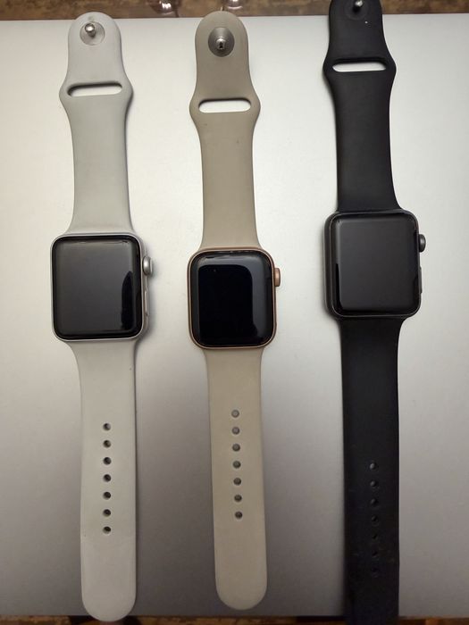 Продам Apple Watch