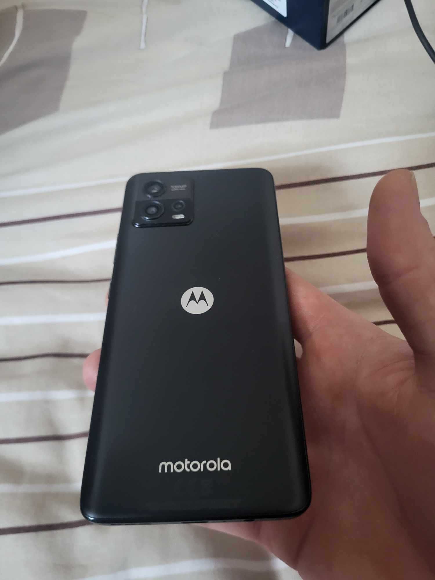 Sprzedam telefon MOTOROLA MOTO G72 128 GB PAMIĘCI 8 GB RAM 108 MP