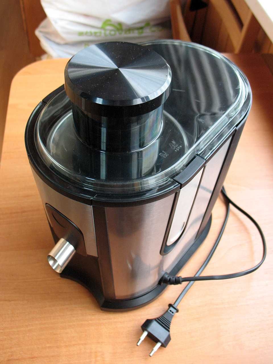 Соковитискач Perfezza FZ-955