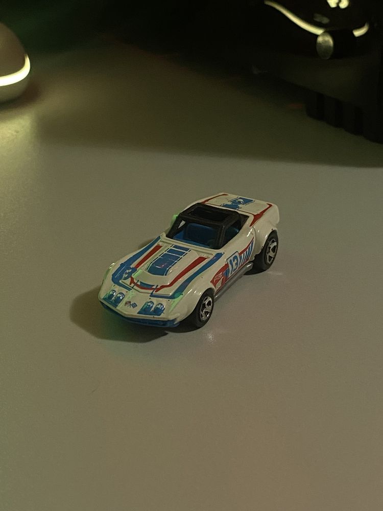 Hot Wheels ‘69 Chevrolet Corvette Racer