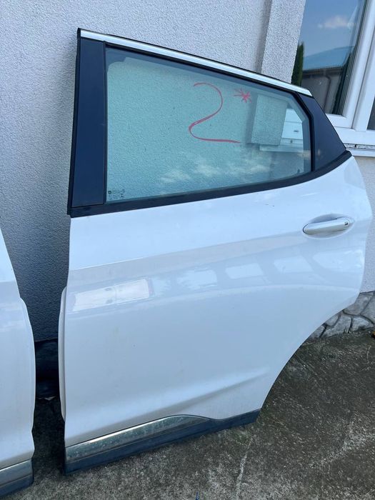 Двері двери дверь шевроле болт Опель Ампера Chevrolet Bolt Opel Ampera