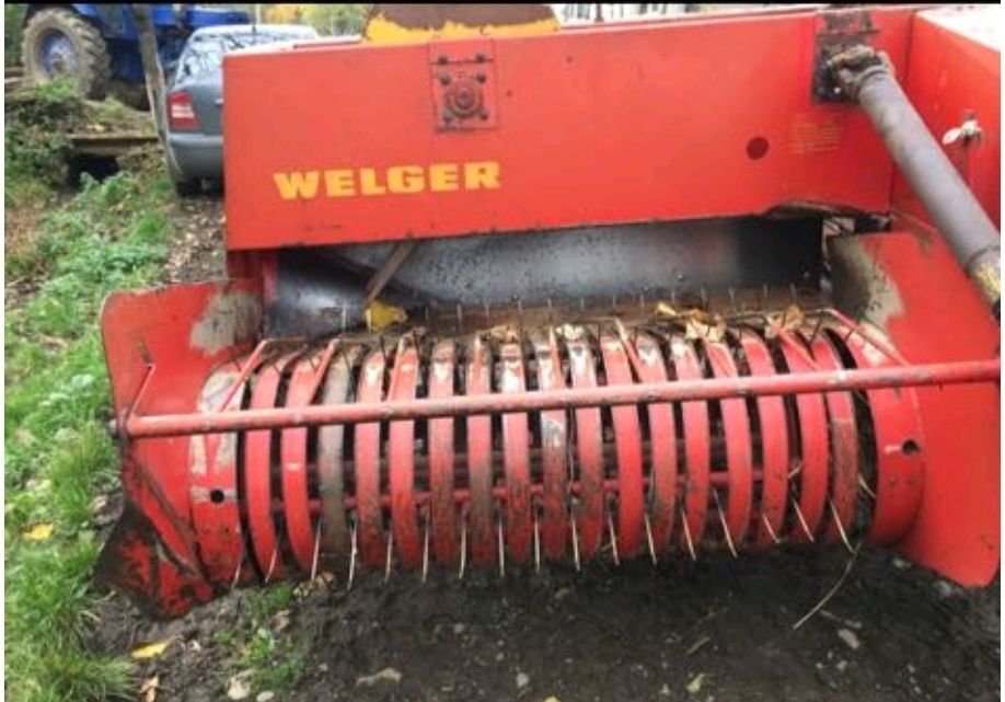 Прес підбирач WELGER AP 41 (тюковщик))