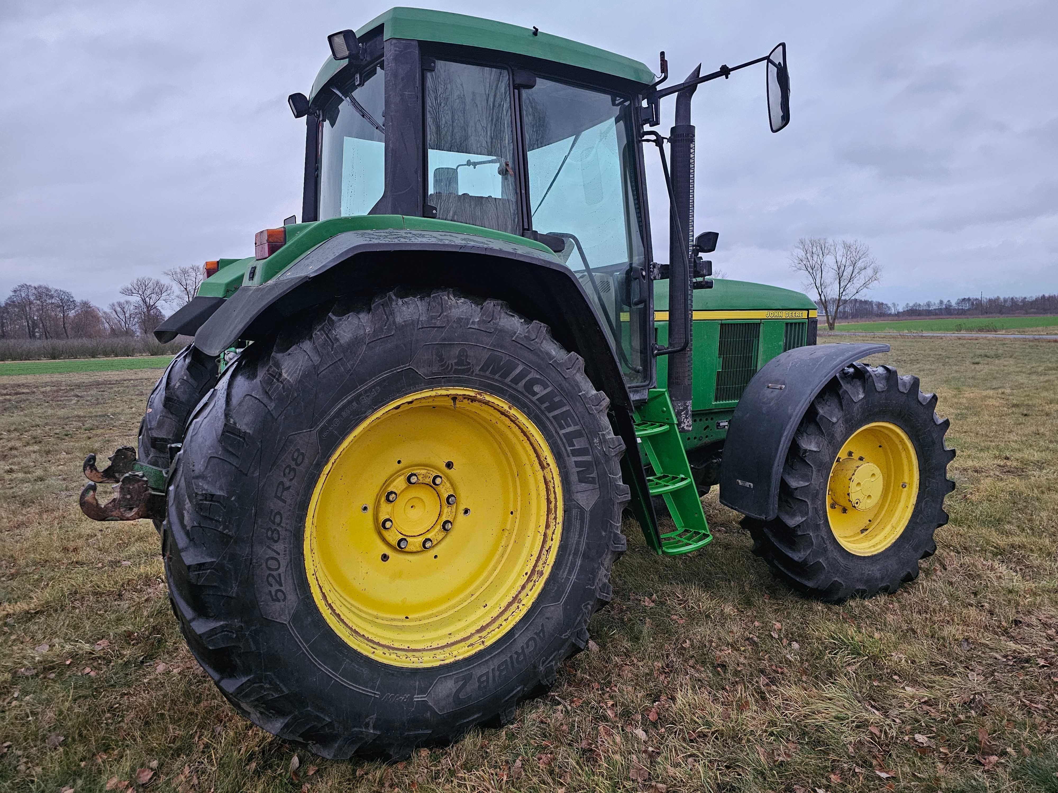 John Deere 6910, 4x4 2001r.