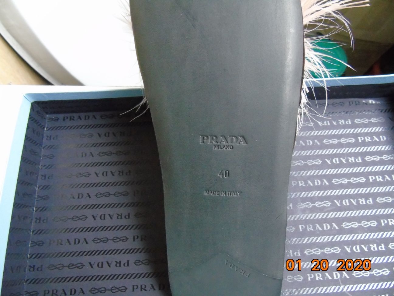 Шлепанцы женские, пантолеты с декором перьями Prada размер 40-41