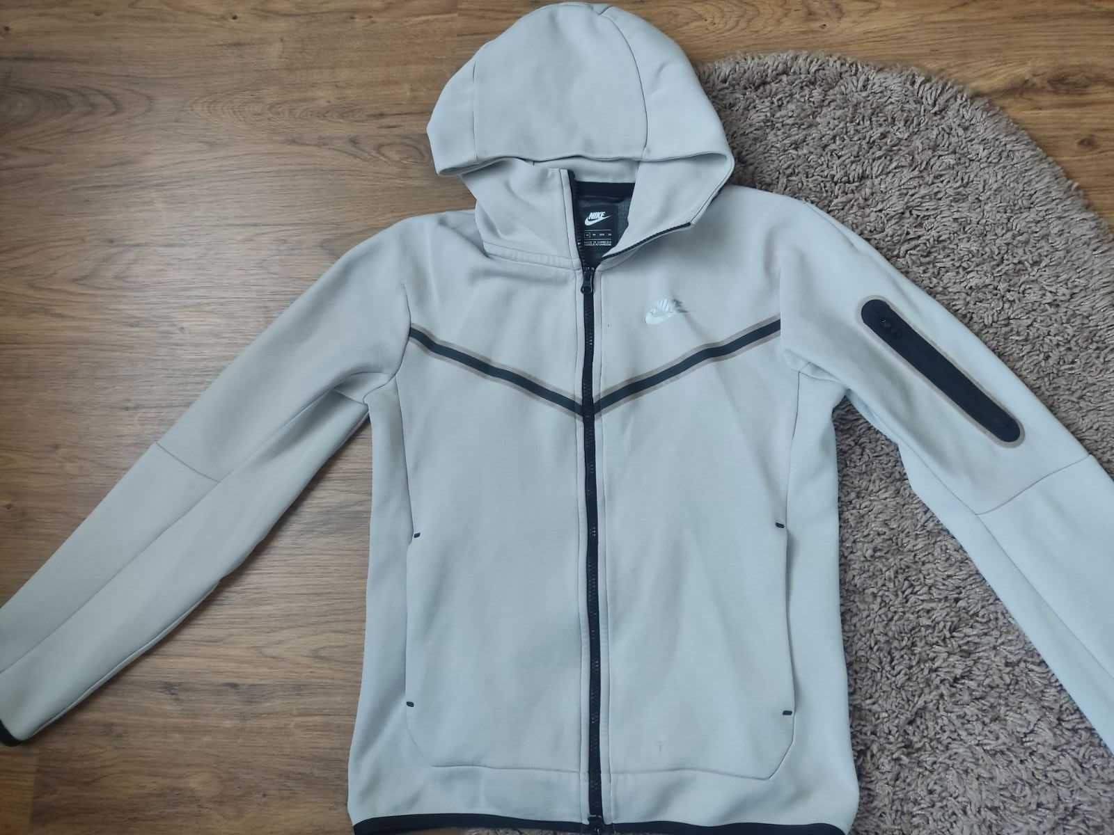 nike tech fleece original (рідка модель !)