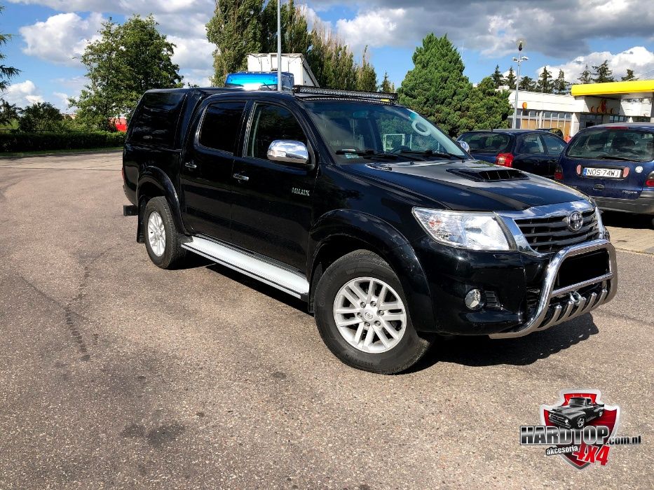 Zabudowa Toyota Hilux 05-15 otwierane klapy z boku!