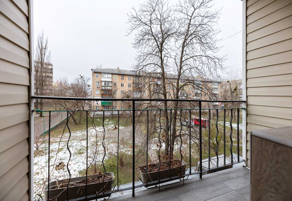 2К квартира Дарницька площа, Дарниця , Чернігівська 3поверх