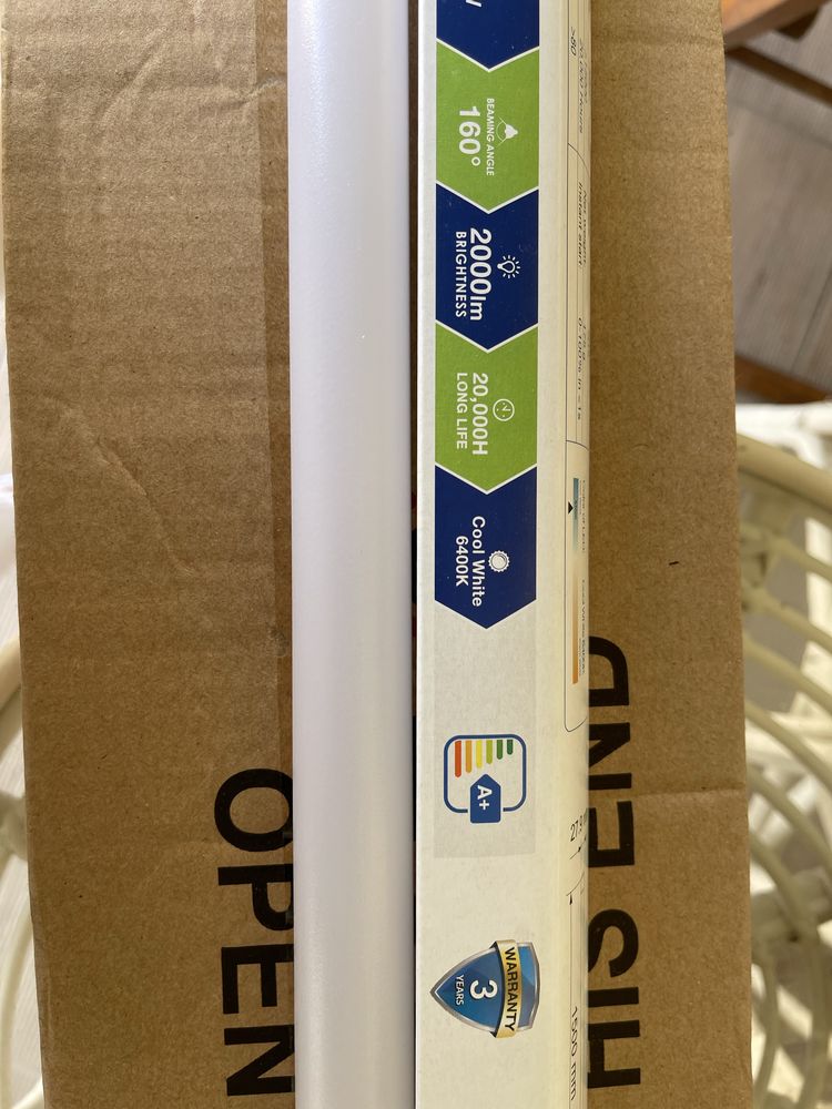 25 unidades de LED Tube T8 22W 150 cm Nano Plastic Non Rotation White