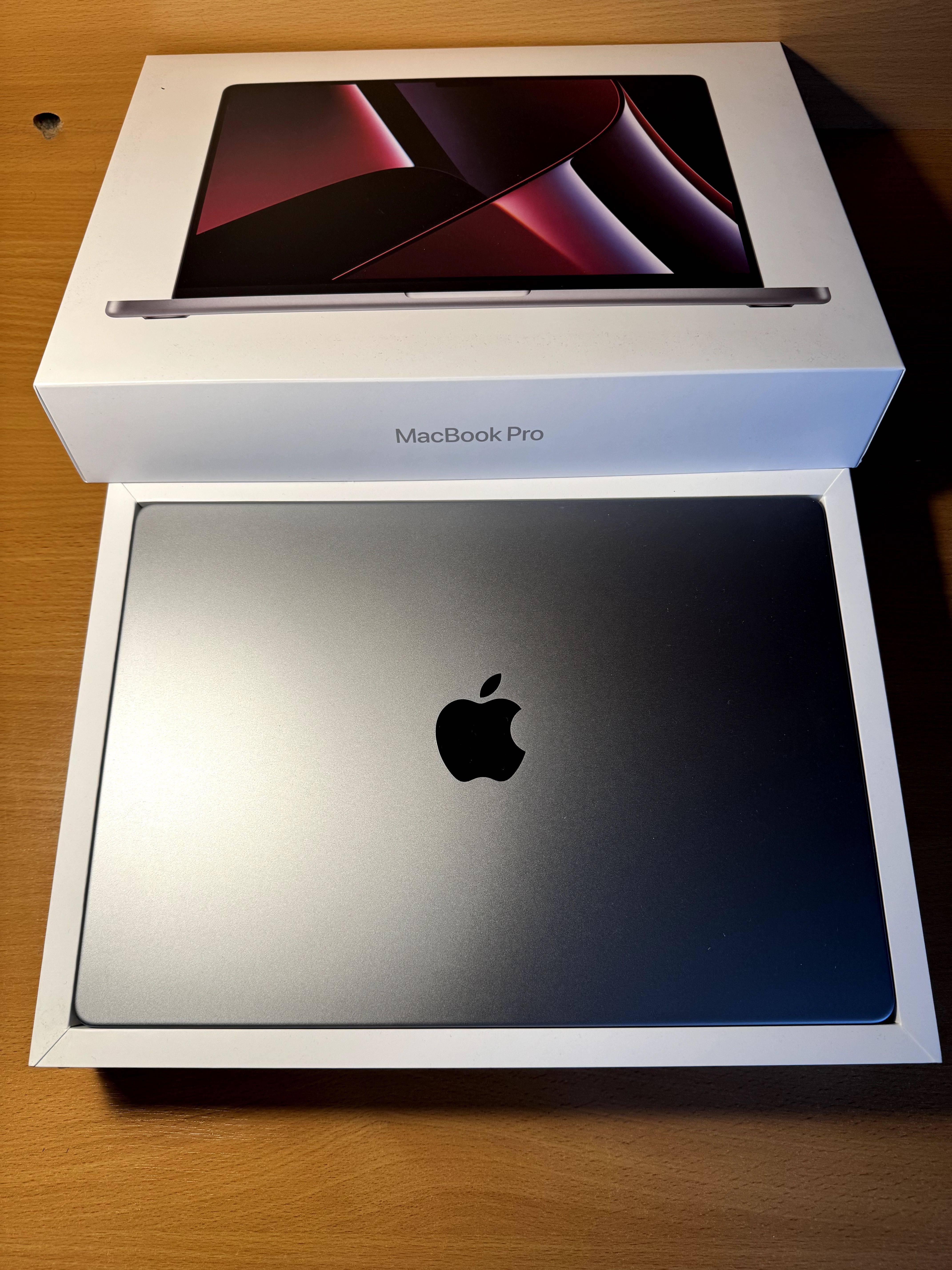 OKAZJA! - MacBook Pro 14 M2 Pro 16GB/1TB 2023 rok