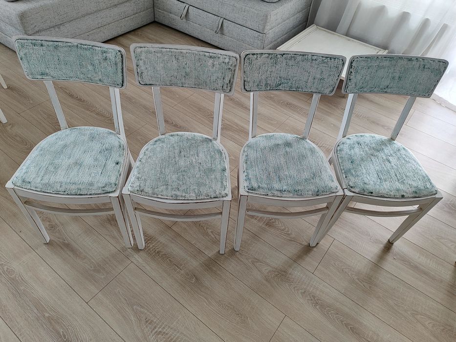 Стільці  4  штуки