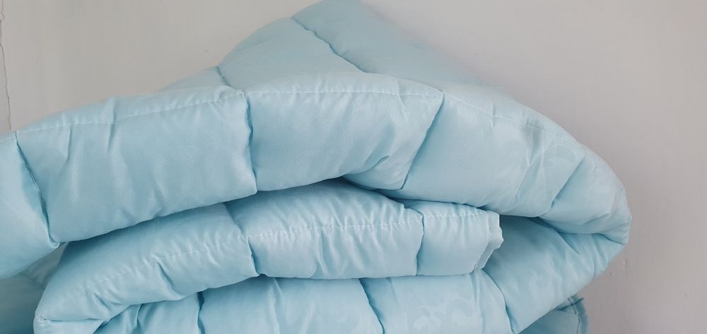 Ковдра гіпоалергена в дитяче ліжечко