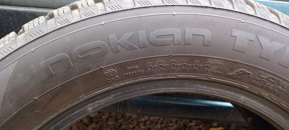 Шини зимові нокіан 16