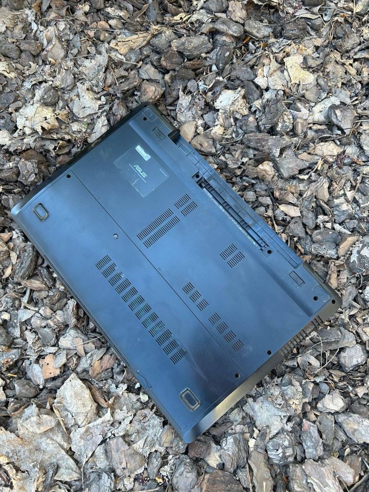 Большой ноутбук Asus X75A I5/8Gb/HDD/17 дюймов