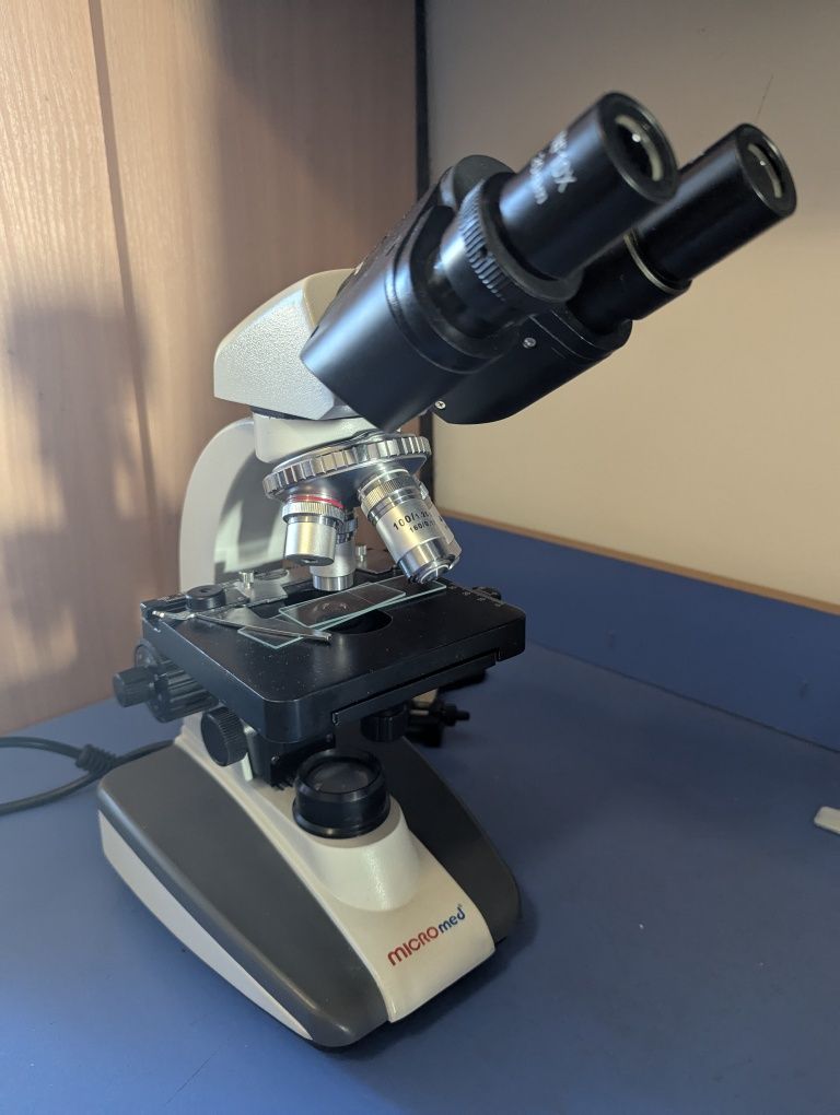 Мікроскоп біологічний XS-5520  MICROmed
