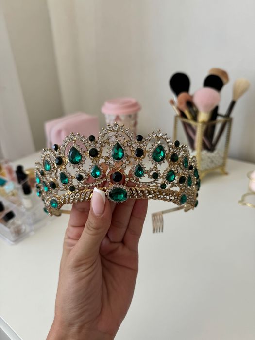 Корона тіара діадема під золото з гірський кришталь смарагдовий камінь