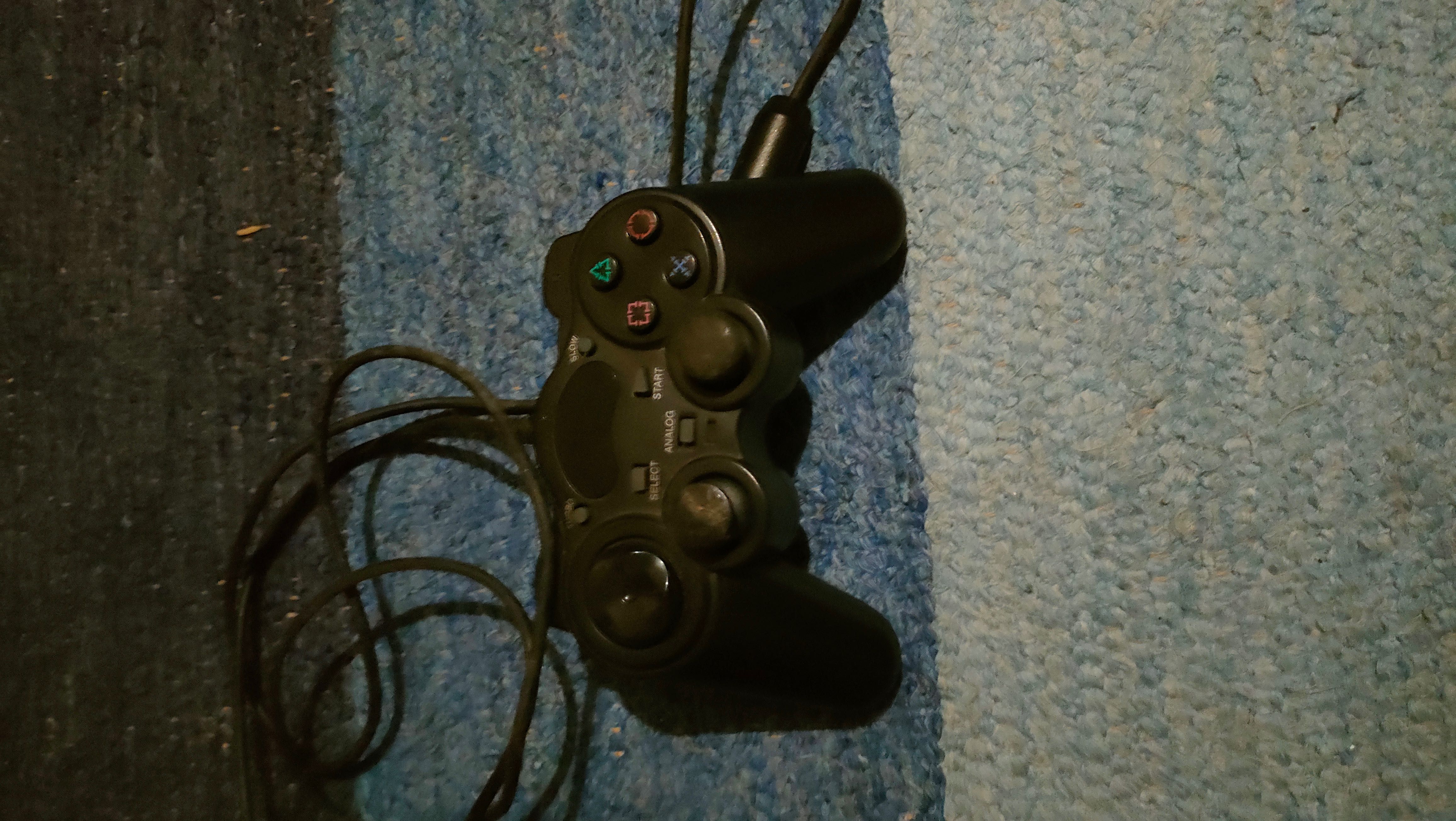 PlayStation 2 Slim + 4 comandos + Multitap + cabos — pack retro