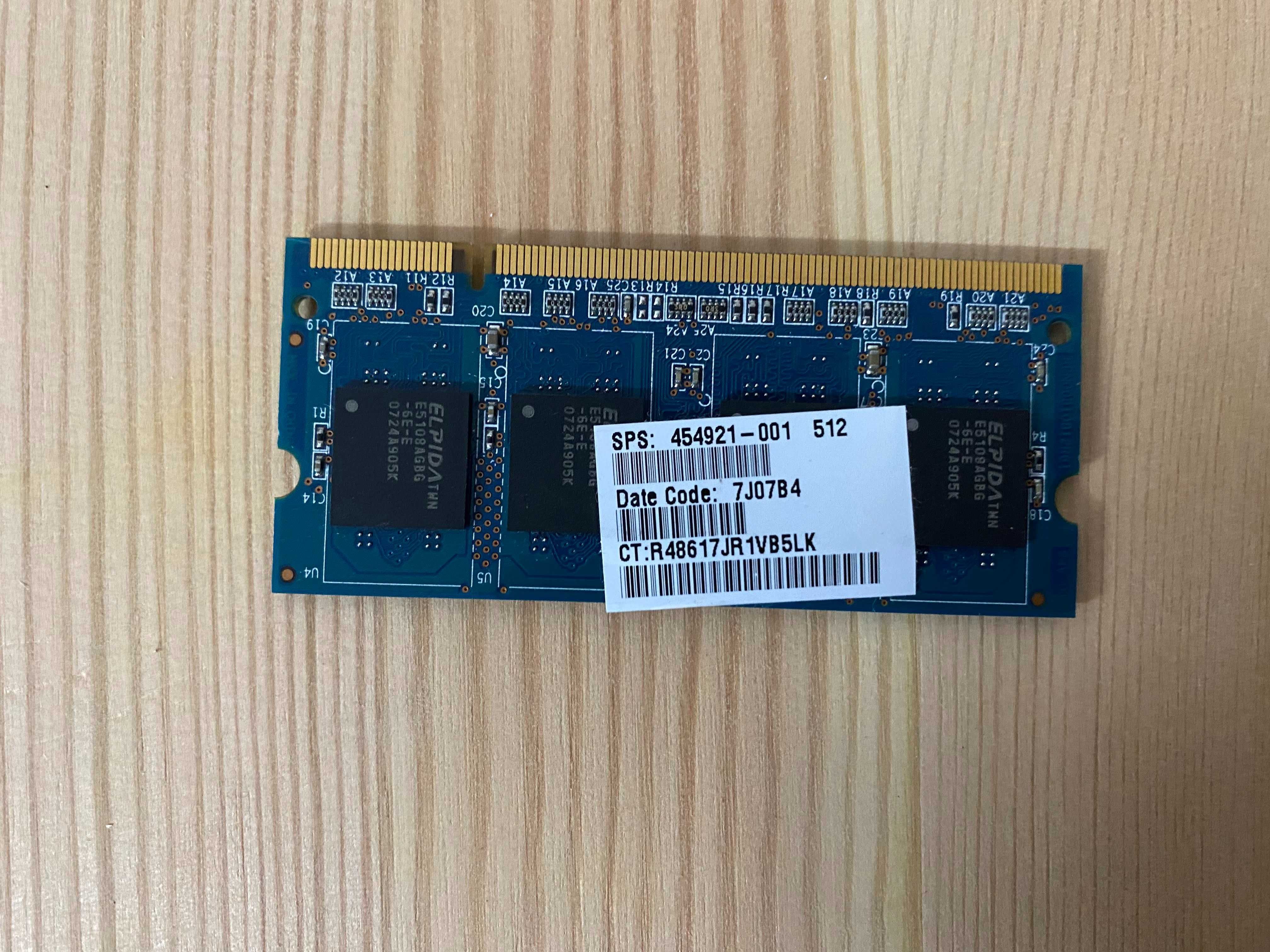 RAM Portátil 512MB 1RX8 PC2-5300