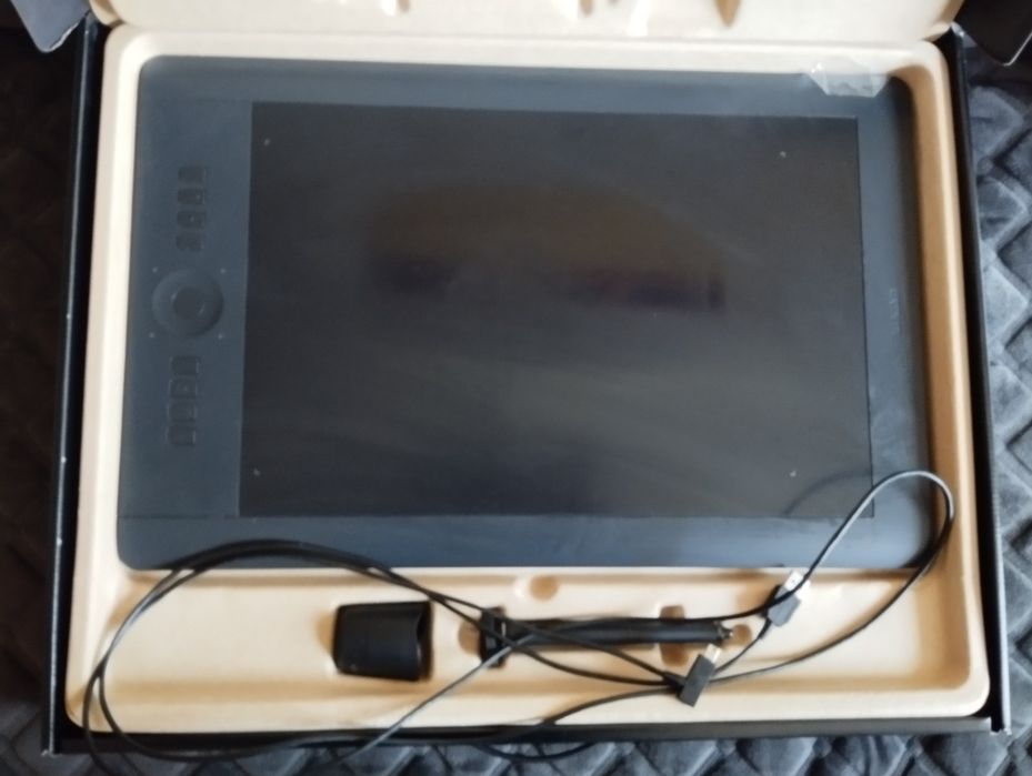 Графічний планшет.