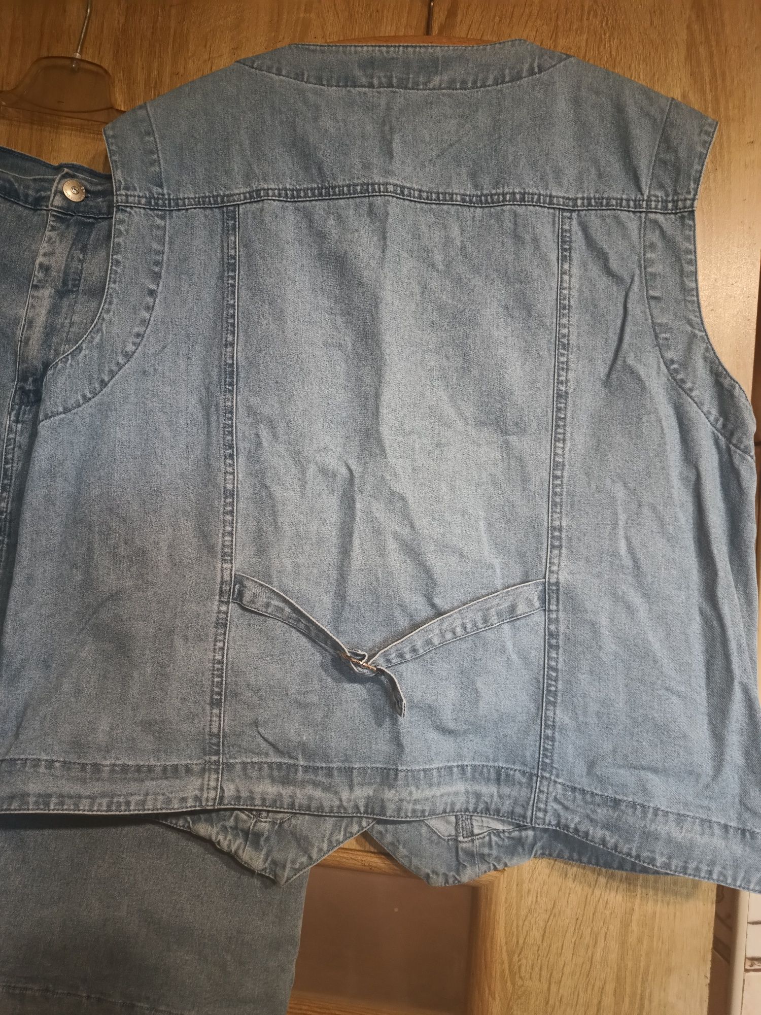 Spódnica i kamizelka jeans XXL