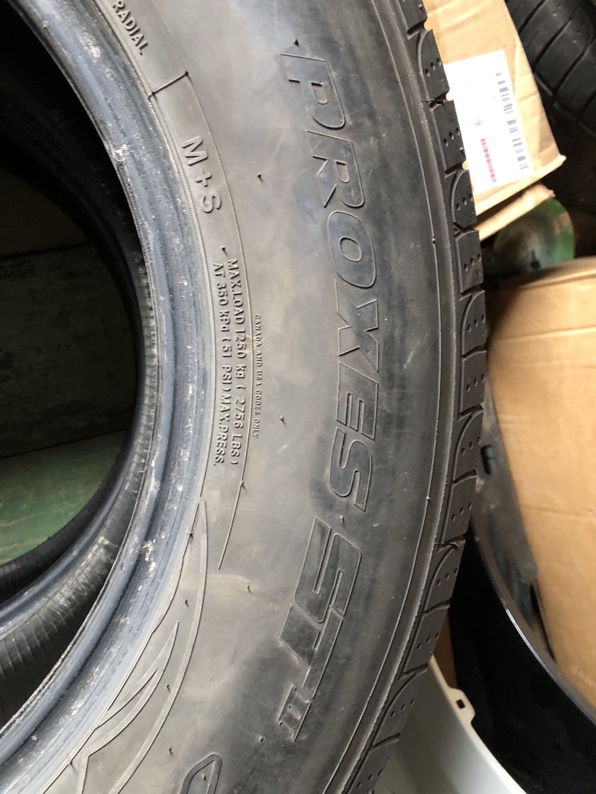 Шины летние 285/60 r18 Toyo Proxes st2 2012 год