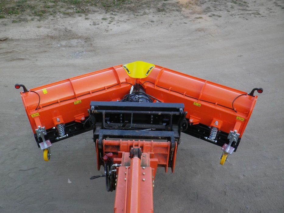 Pług śnieżny strzałkowy 280cm.Spych śniegu nowy 2.8m dostęp. od ręki
