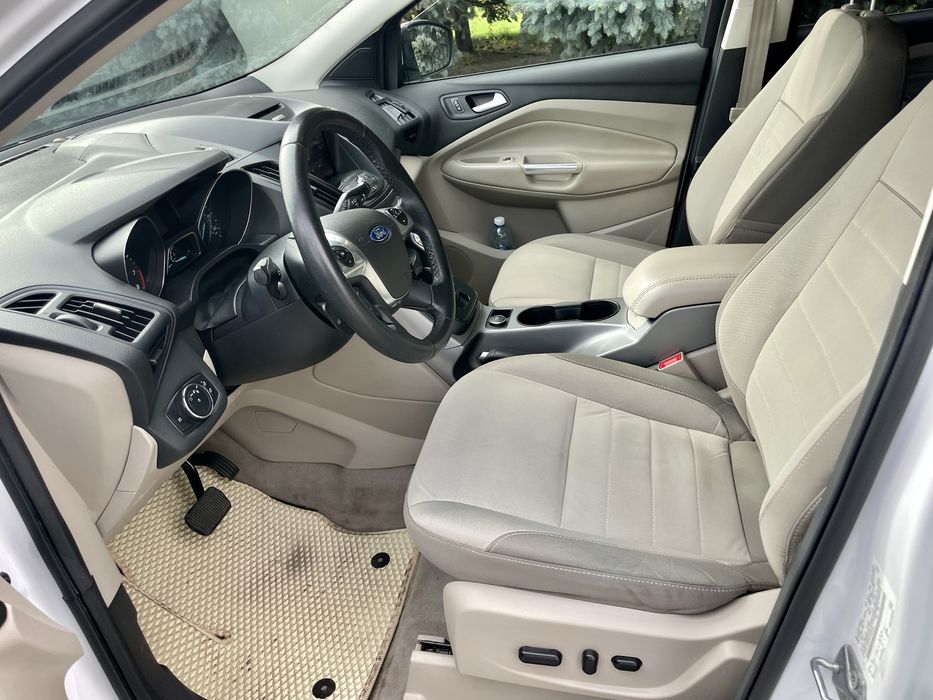 Ford Escape 2014 год, 1.6 турбо автомат