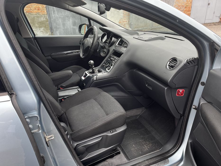 Продам хороше сімейне авто