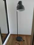 Lampa Hektar stojąca