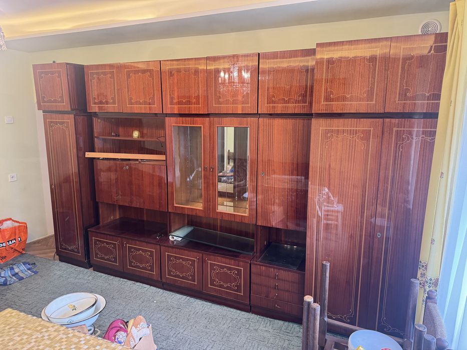 Меблі для вітальні, Стінка,шафа, бар
