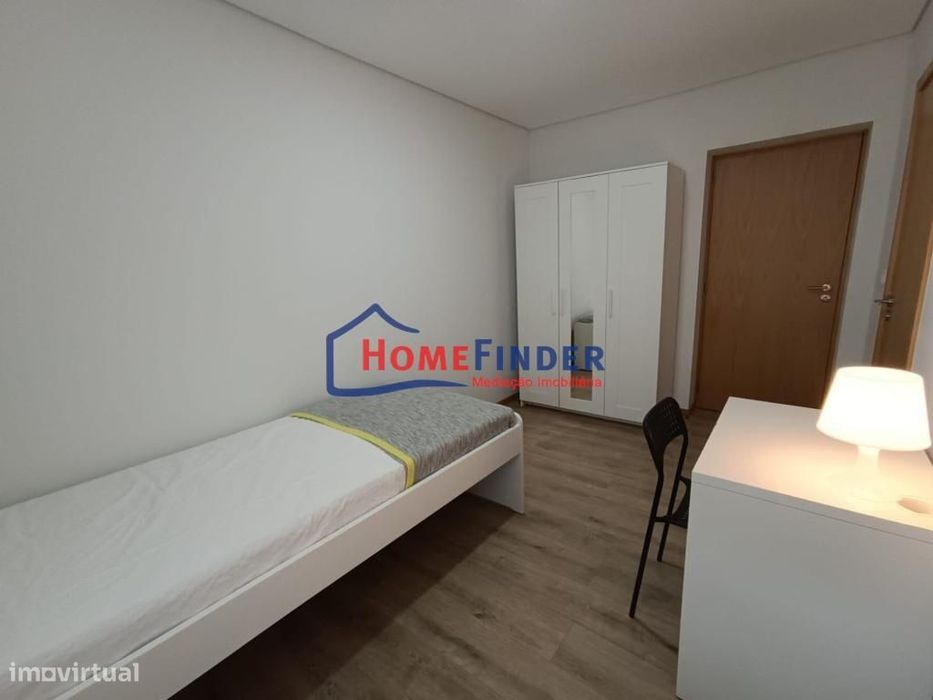 Quarto Suite Individual com despesas incluídas junto ao Mercadona da