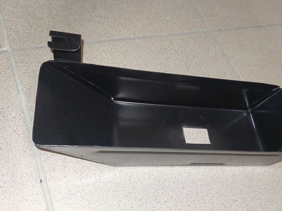 Nowy schowek narzędziowy wsk125 175 metalowy
