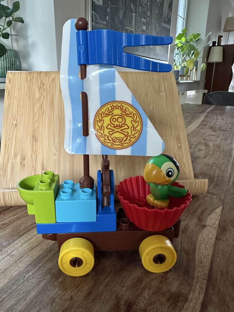 LEGO DUPLO 10539 Jake i Piraci z Nibylandii Wyścig na Plaży