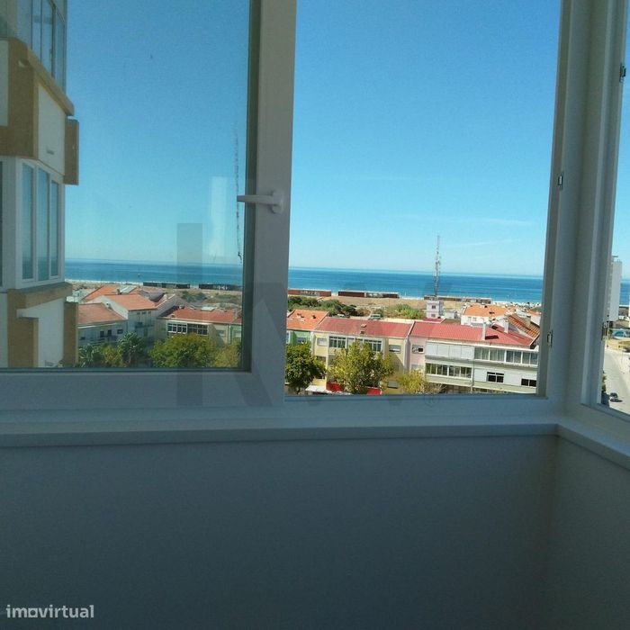 ️ Apartamento T2 com VISTA MAR - Totalmente renovado