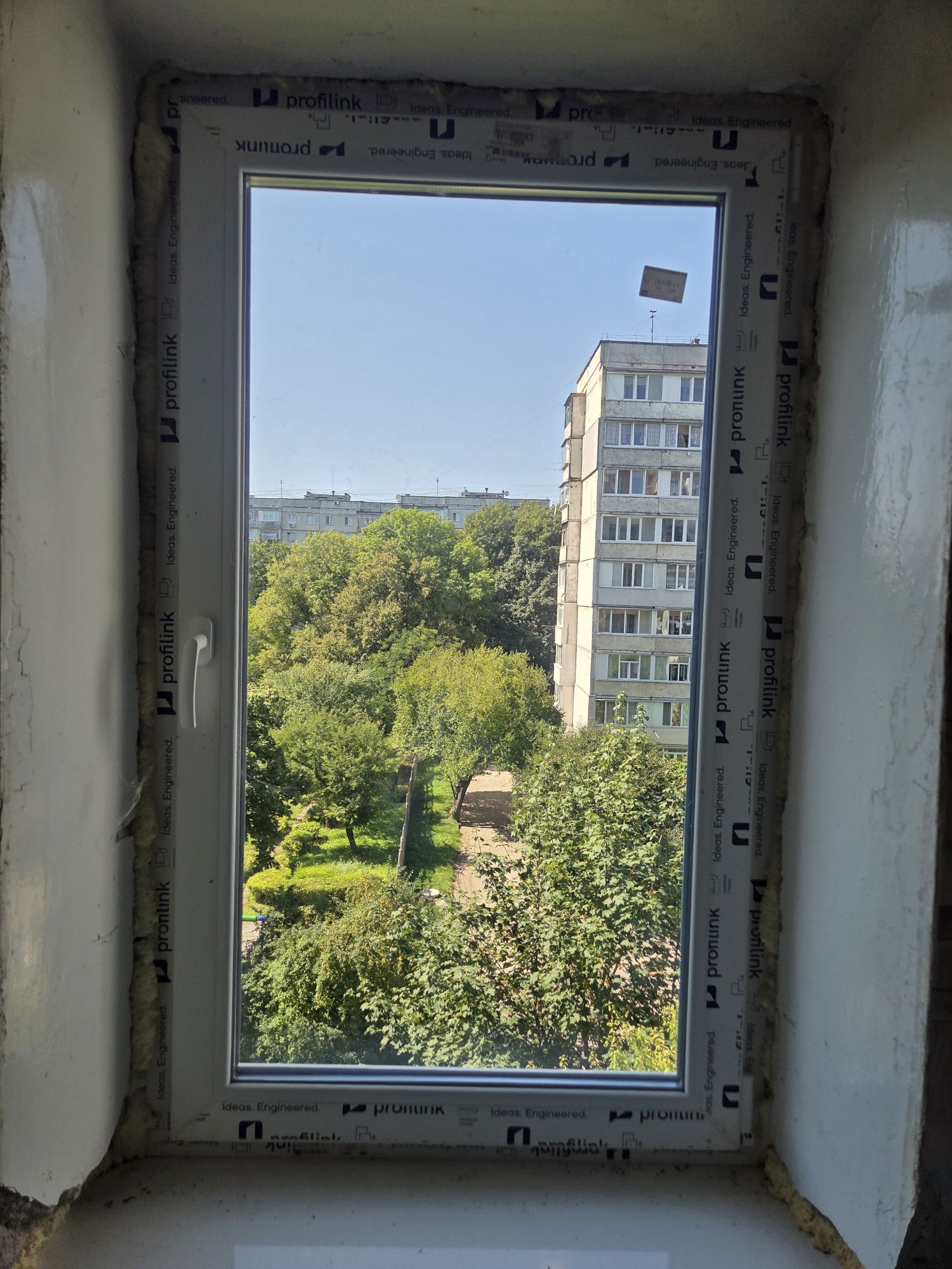 Продаж 1к квартири Виставка 22м²