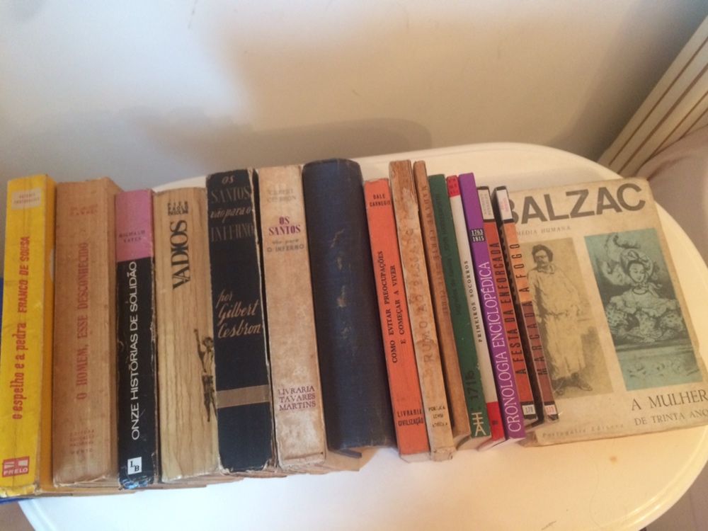A Sombra dos dias e outros livros Antigos. Foto 3 para restauro