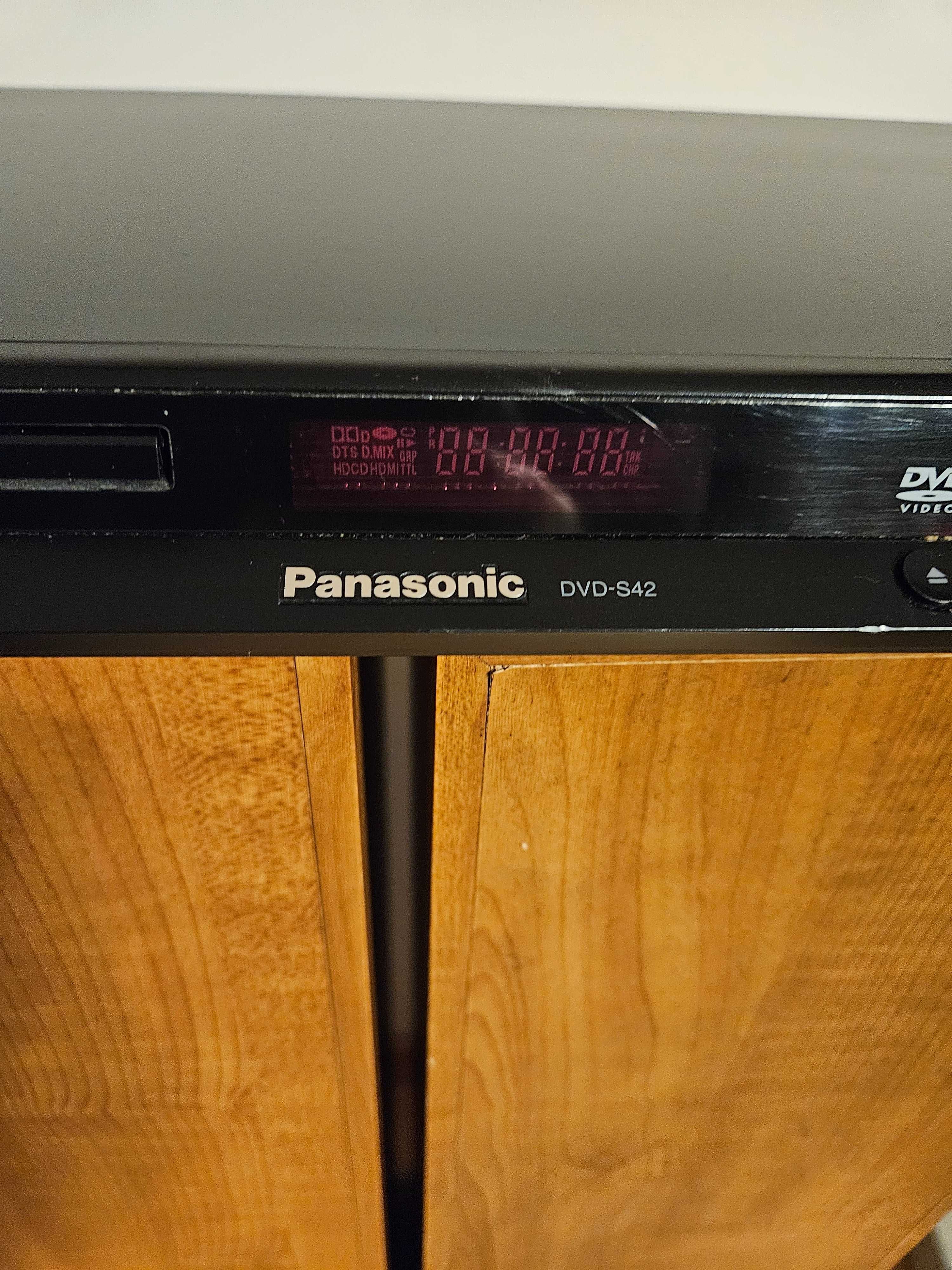 Odtwarzacz DVD Panasonic DVD-S42